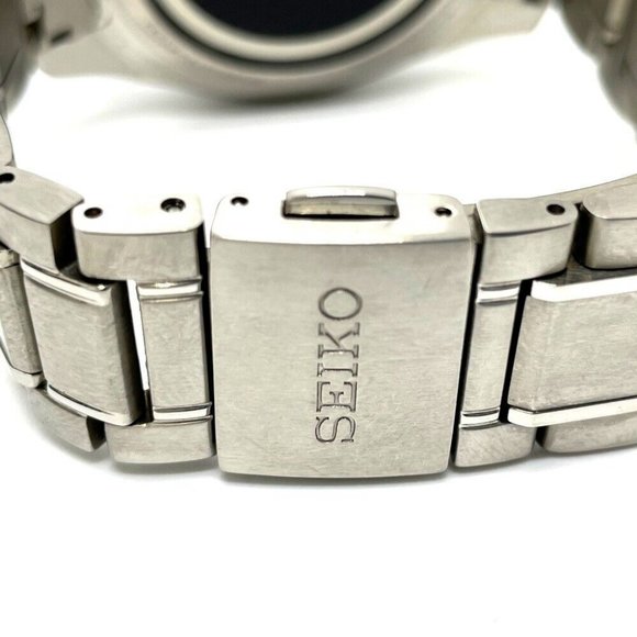 SEIKO Brights Solar Quartz Wristwatch Titanium Silver x Gold - Picture 4 of 11
